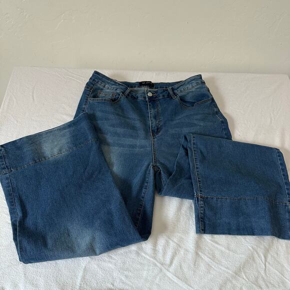 Denim Tears Jeans Size 2X Women's Dark Wash 5 Pocket Wide Leg High Rise Wide Hem - Picture 1 of 8